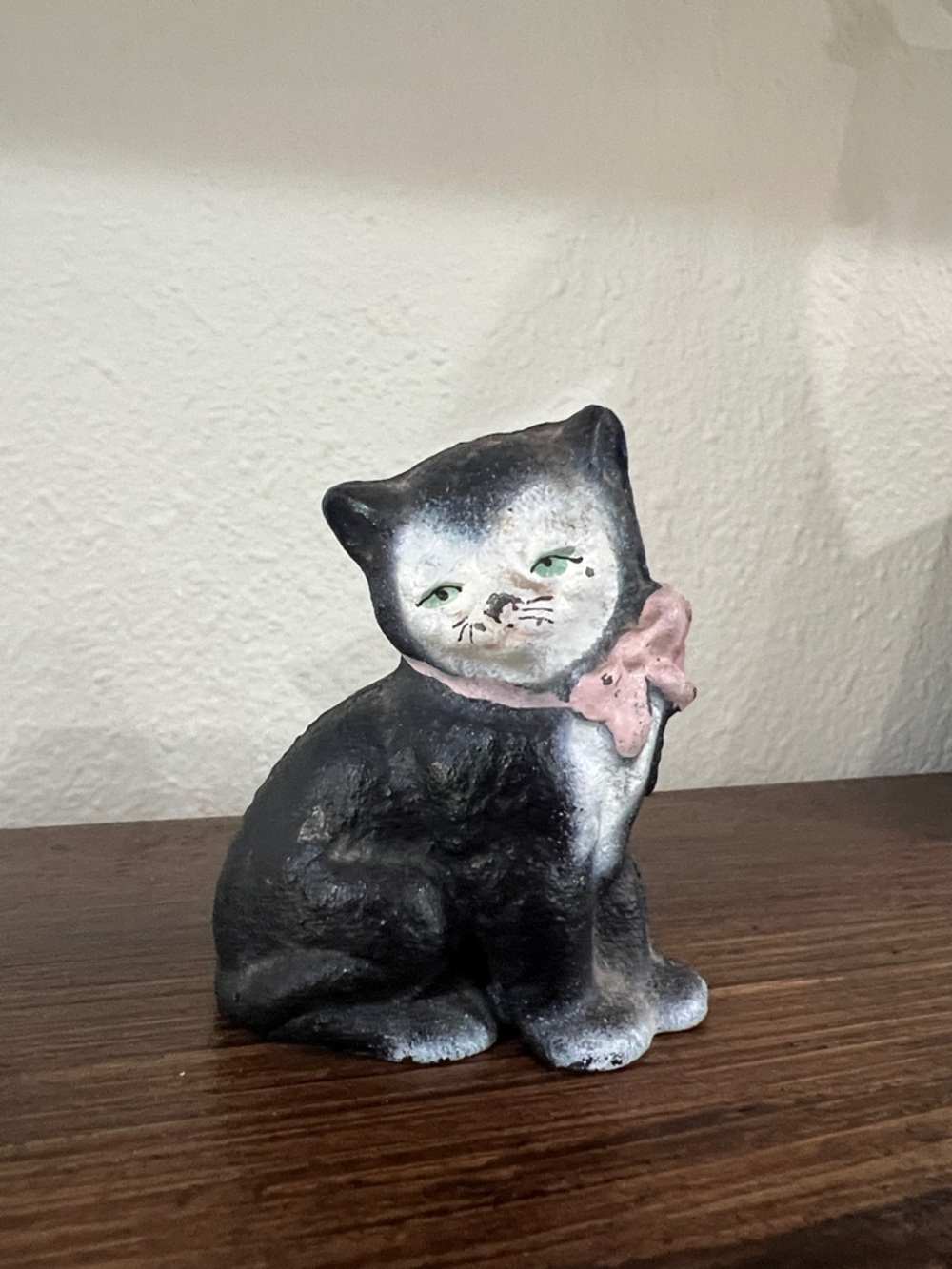 Vintage Hurley Cast Iron Paperweight